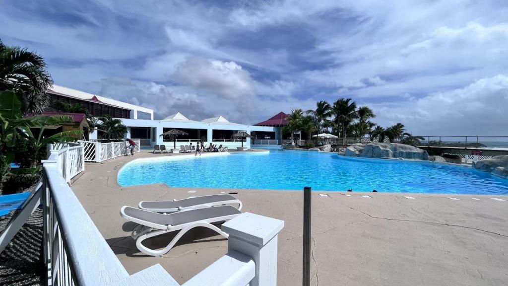 Appartement Manganao T2 piscine et plage, SaintFrançois (updated