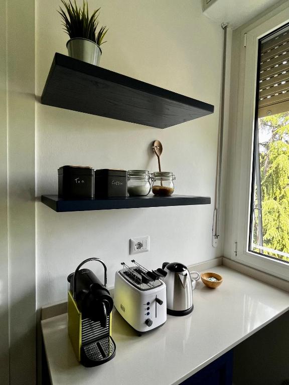 The Bright Place: wide and modern condo apartment in Milan - 10