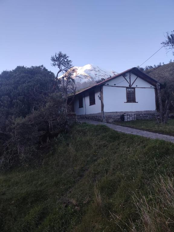 Příroda nedaleko prázdninového areálu