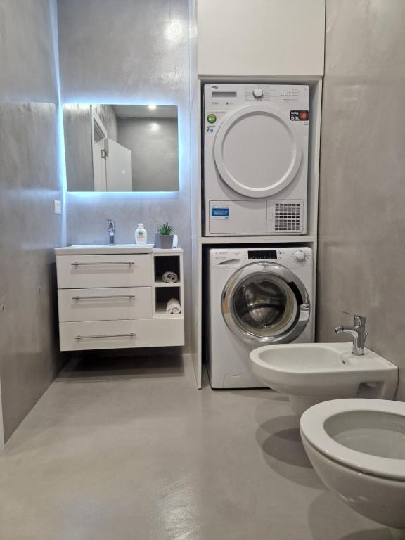 Deluxe Rent Apartment - Imazhi 3