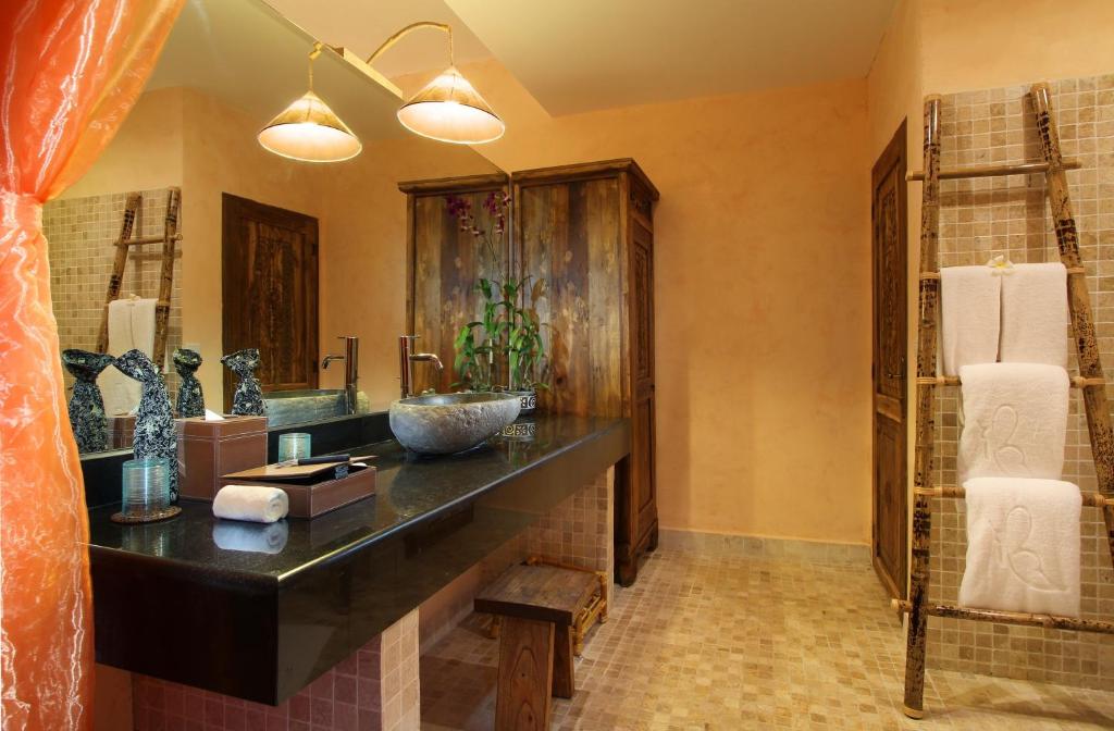 Jungle Retreat by Kupu Kupu Barong - Deluxe Grande Suite