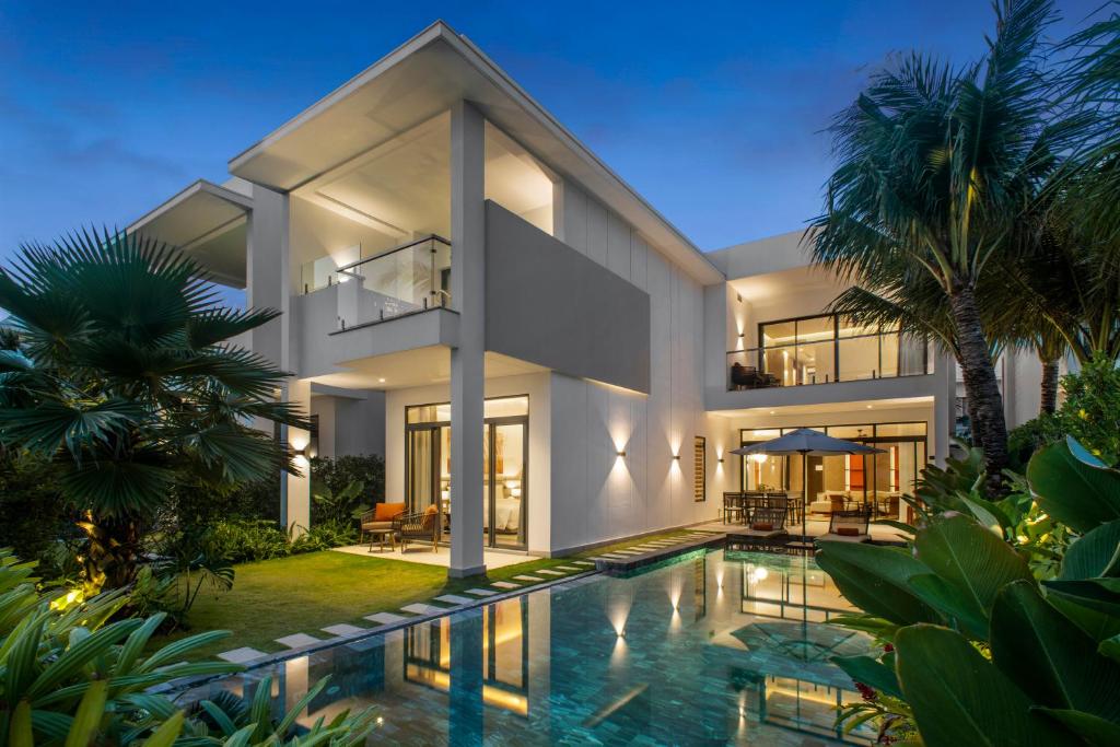 Three Bedroom Pool Villa
