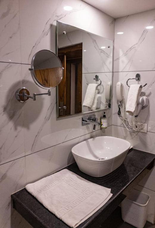 Koupelna v ubytování Banyan hotel&restro