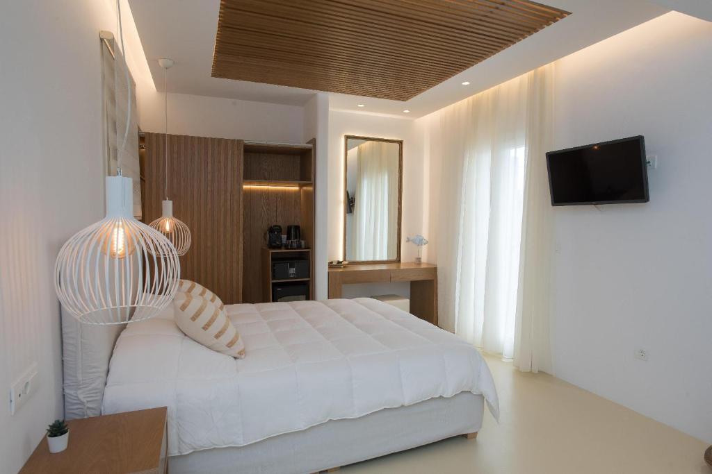 TV a/nebo společenská místnost v ubytování Elit Suites Mykonos