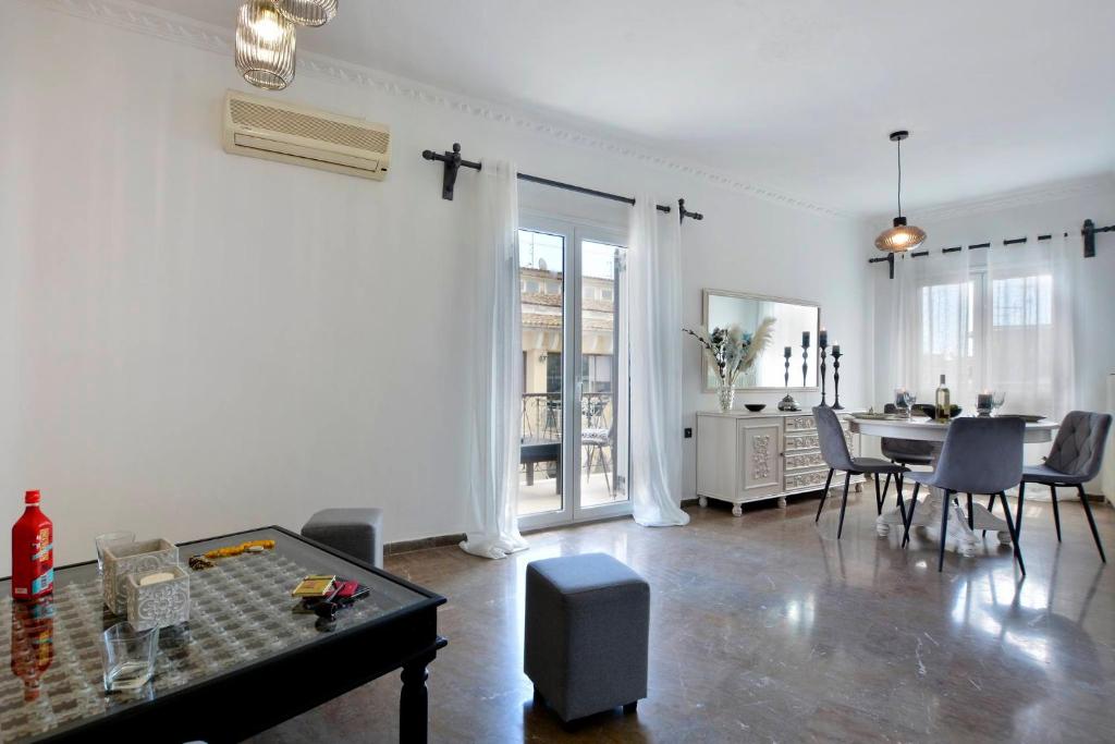 Posezení v ubytování Vassiliki Town Suite