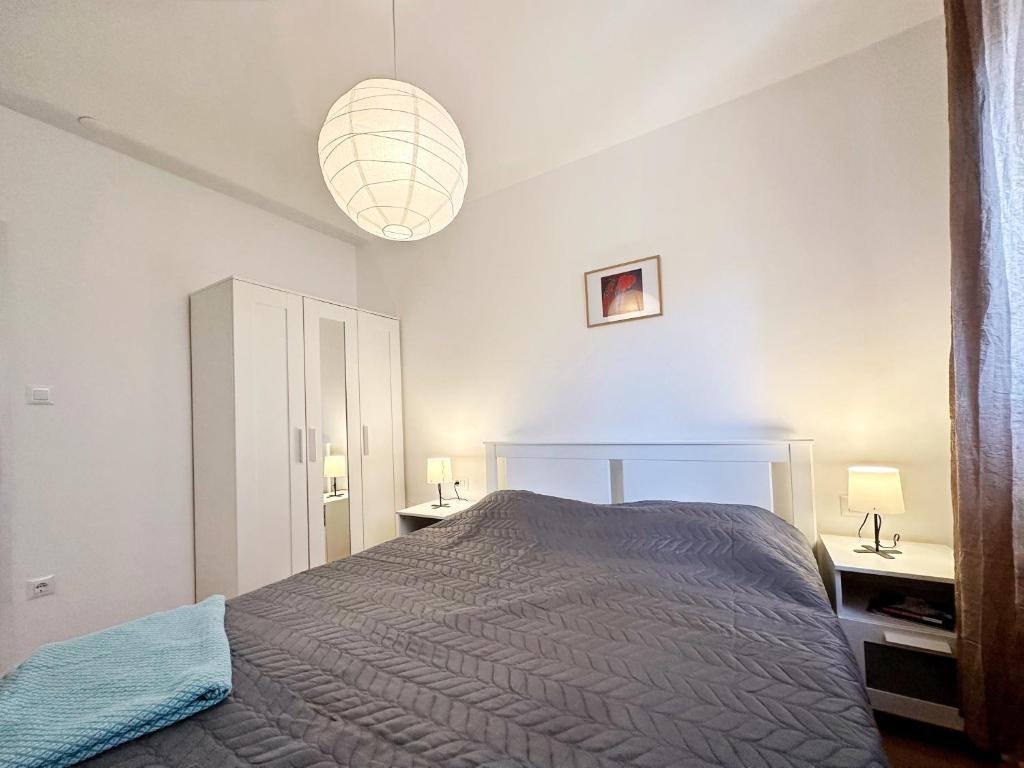 Grandpa´s tree - private garage - 12