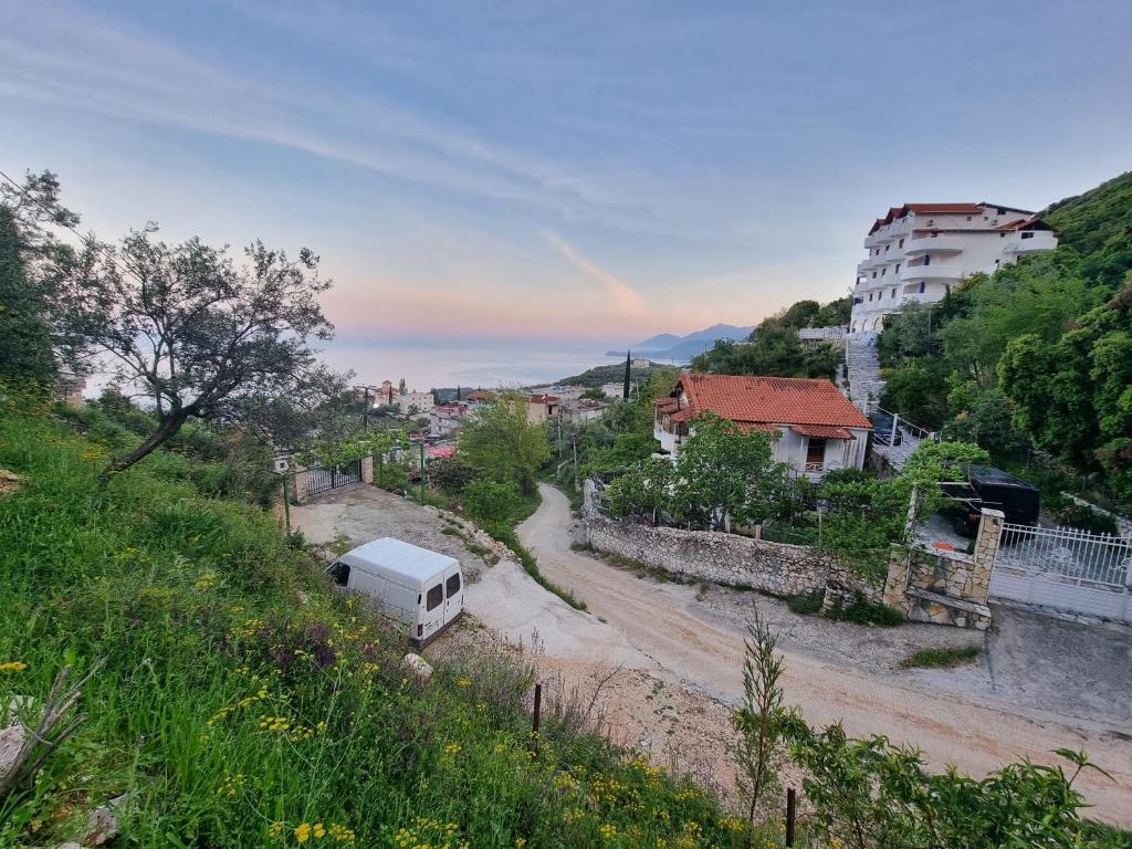 Lida's House - Image 4