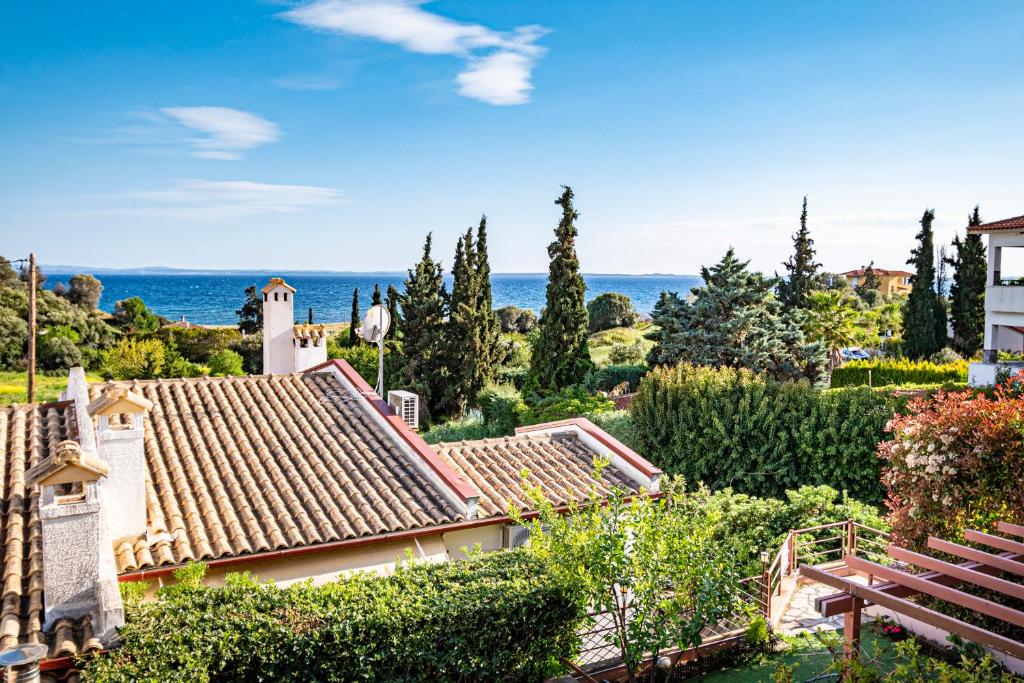 Villa con vistas al océano en Zela Seaview Maisonette by RentalsPro - Kalyves Halkidiki, en Kalivia Poligirou