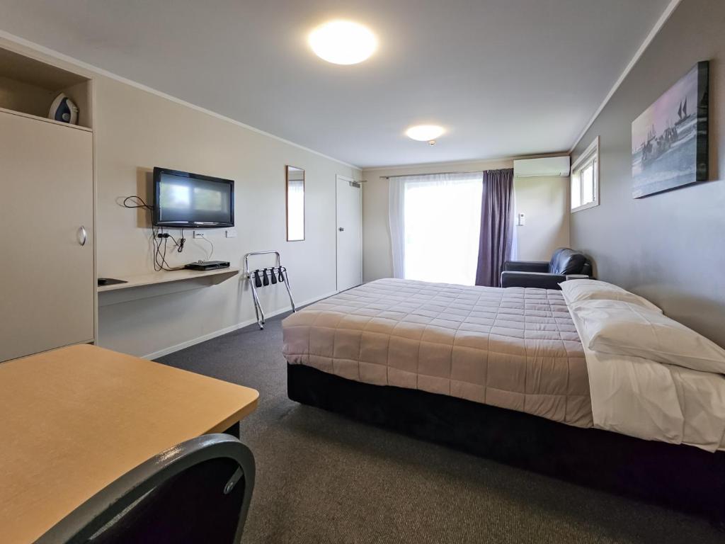 Captain Cook Motor Lodge - Superior Studio