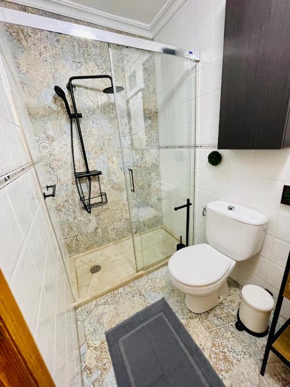 A bathroom at Apartment Plaza Colmenillas