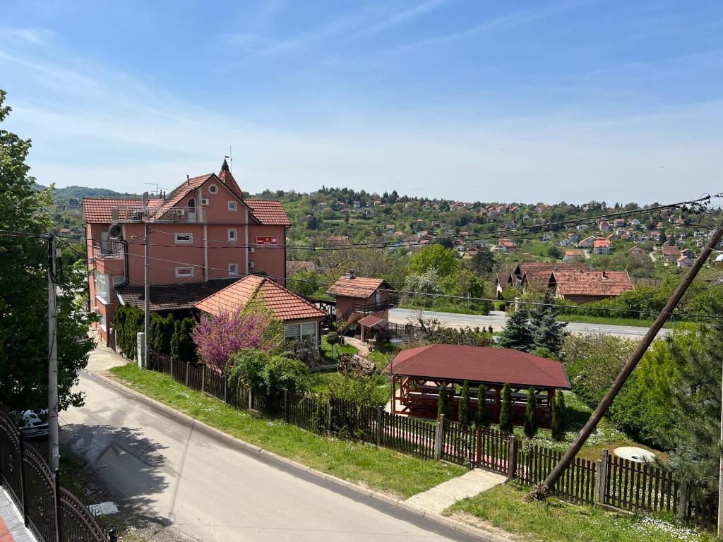 Příroda nedaleko motelu