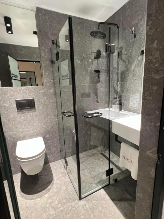 Koupelna v ubytování Genesis Kosher Hotel Tbilisi