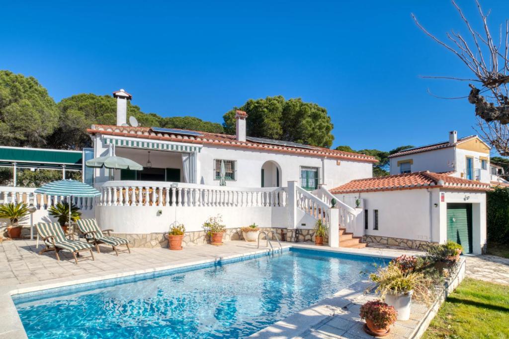 Aigues, LEscala – Updated 2023 Prices
