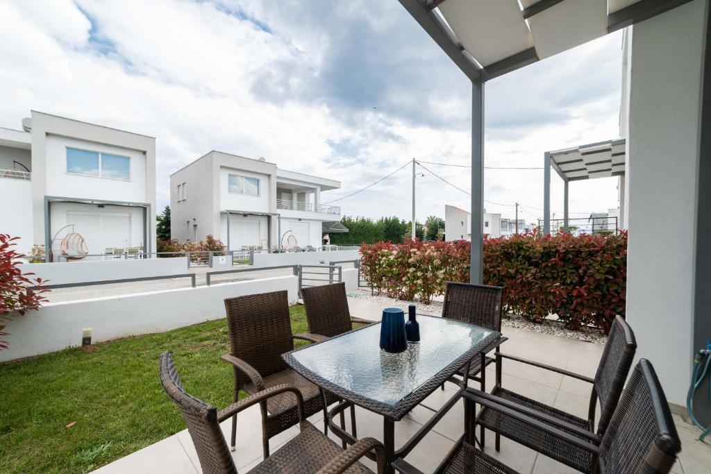 Balkón nebo terasa v ubytování Thalassa & Thalassa Prive Residential Complex