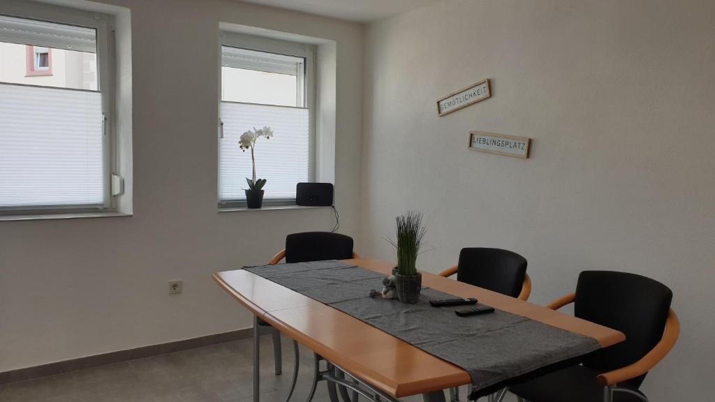 Fotografie z fotogalerie ubytování Ferienhaus Im Gäßchen v destinaci Kordel