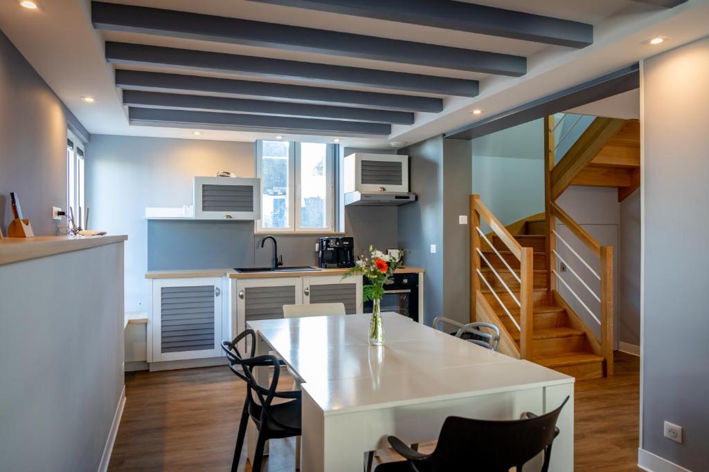 Kuchyň nebo kuchyňský kout v ubytování Appartement Acadie