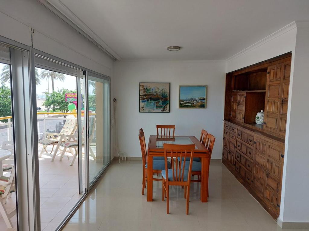 Fotografia z galérie ubytovania APARTAMENTO GANDIA PRIMERA LINEA solo familias v destinácii Playa de Gandia