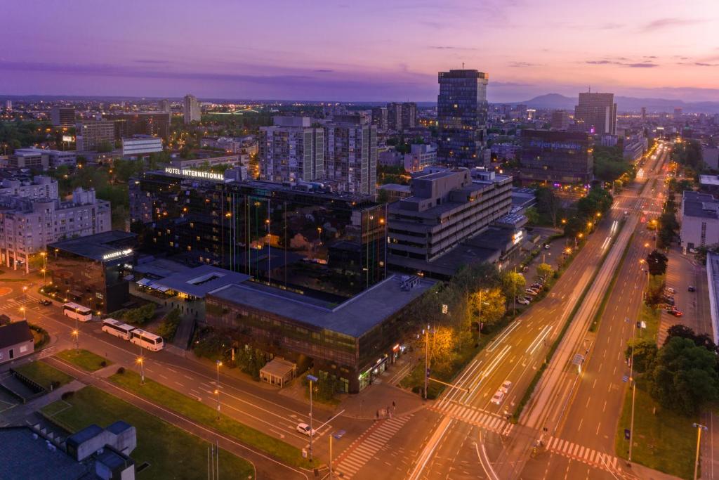 Hotel International by Maistra City Vibes - Resim 28