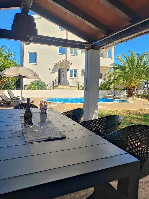Sundlaugin á Villa Maya eða í nágrenninu