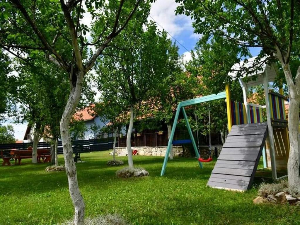 Detský kútik v ubytovaní Tetina kuća