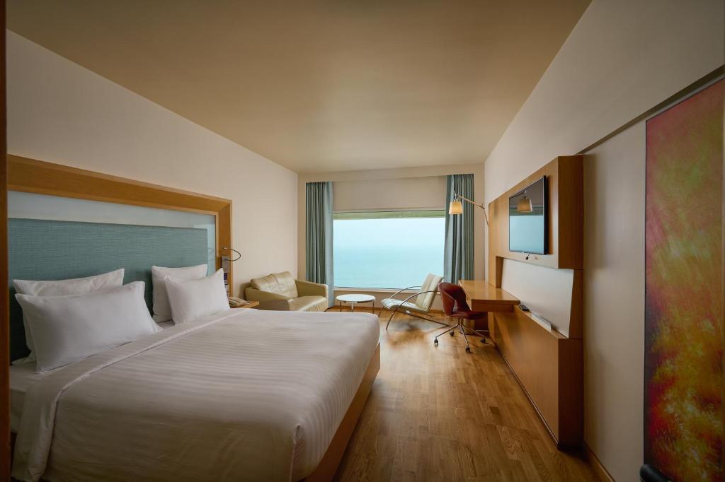 Novotel Visakhapatnam Varun Beach - Chambre Supérieure 1 Lit King
