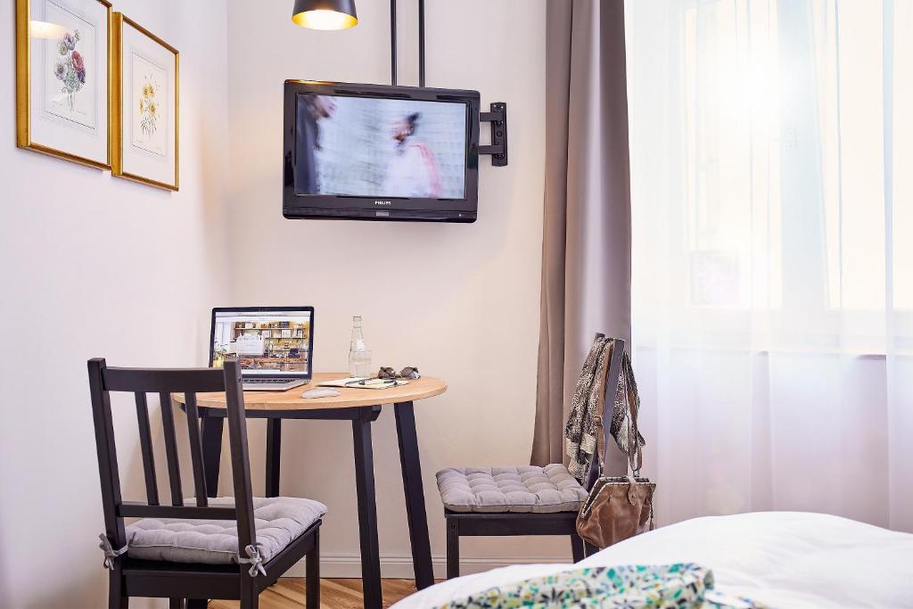 Hotel am Chlodwigplatz - Resim 17