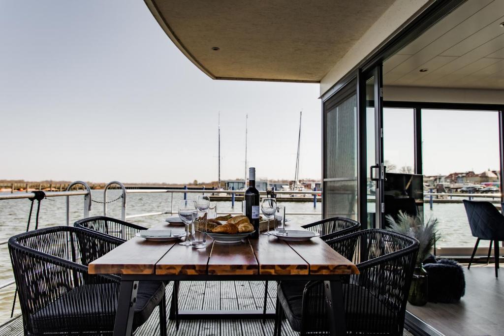 Hausboot Küstennebel 2