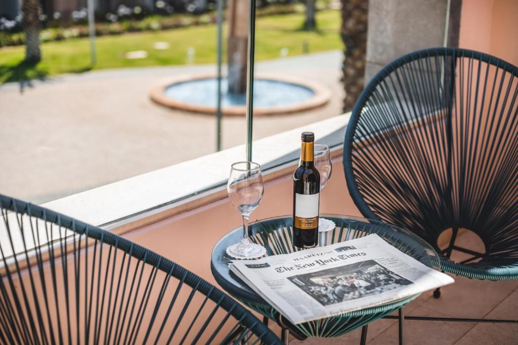 Nápoje v ubytování Magdala Hotel