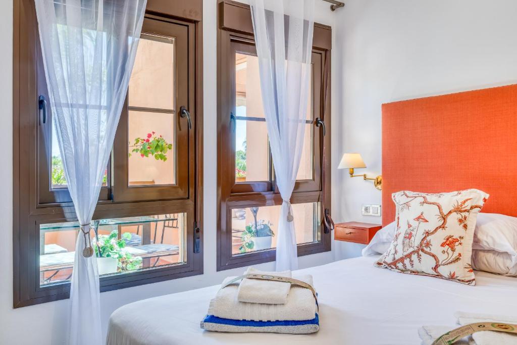 Deluxe relax apartment with pool, Estepona – Precios ...
