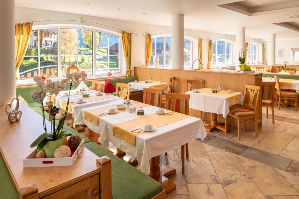 Restaurace v ubytování Hotel Thaneller Stadl Bräu
