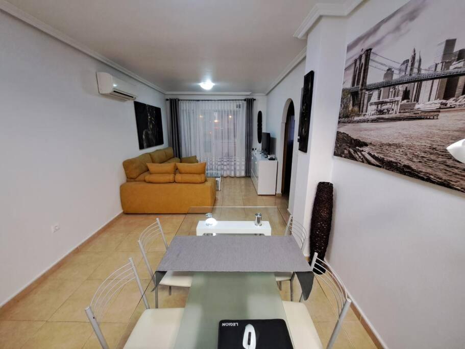https://cf.bstatic.com/xdata/images/hotel/max1024x768/457097988.jpg?k=ca4791c3fd87f9351bb3429461cbbe83b1c94ca5d489ef616e33788e0aa2b59f&o=&hp=1