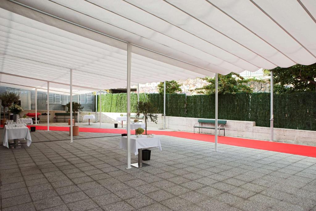 Kép NH La Avanzada szállásáról Leioában a galériában