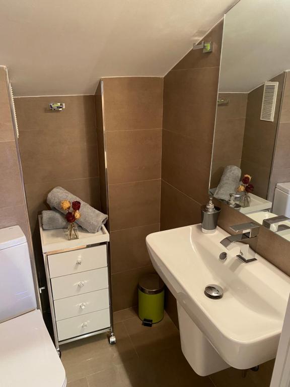 VUT Dúplex Miraluz - 6