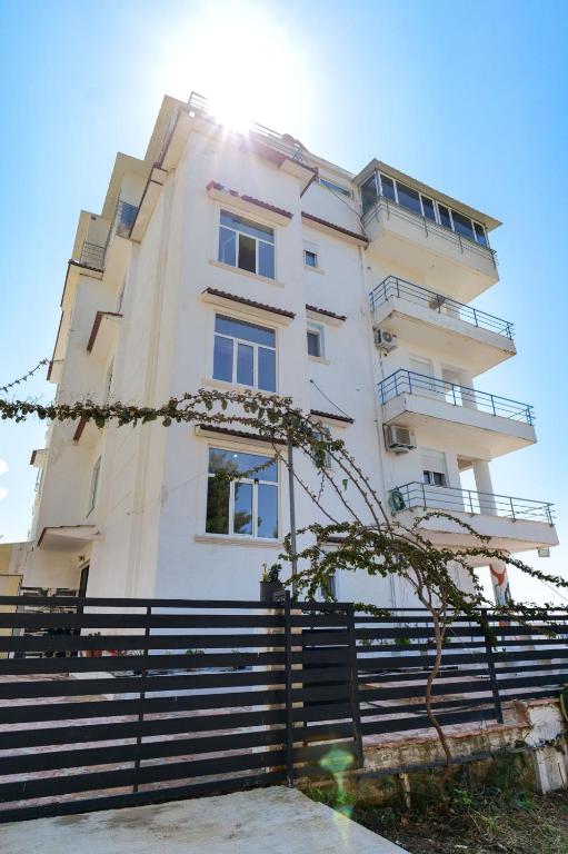 Hotel Leon Sarande - Image 8
