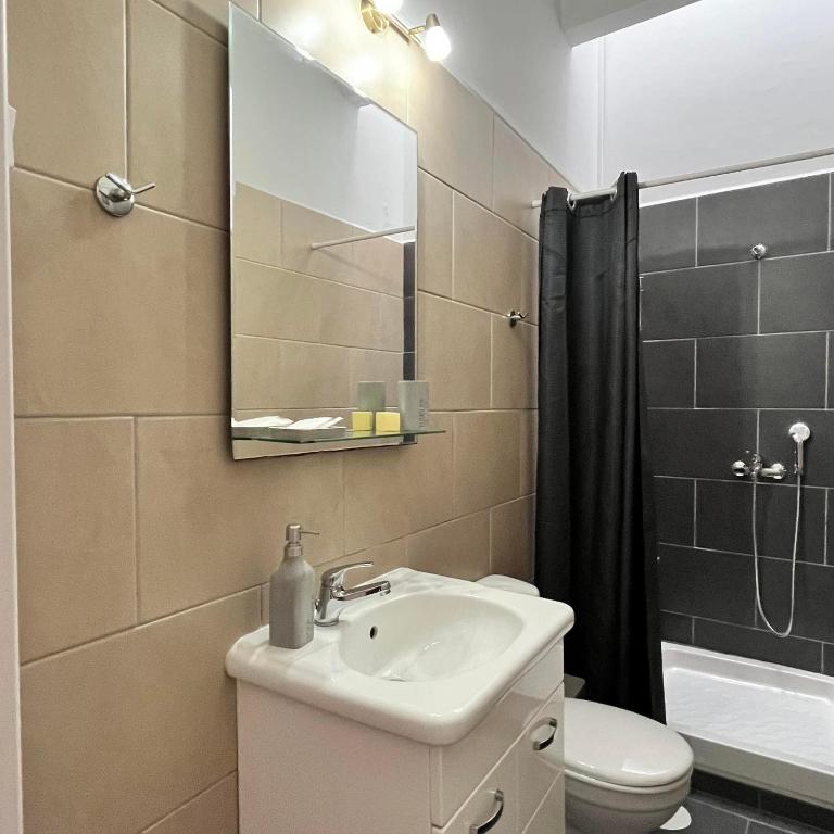 Uma casa de banho em Aneseas Syros