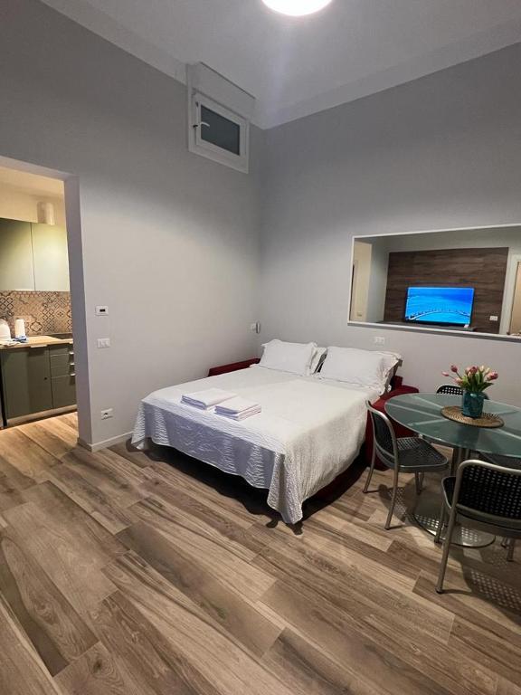 Fiori 3 Apartment - 14