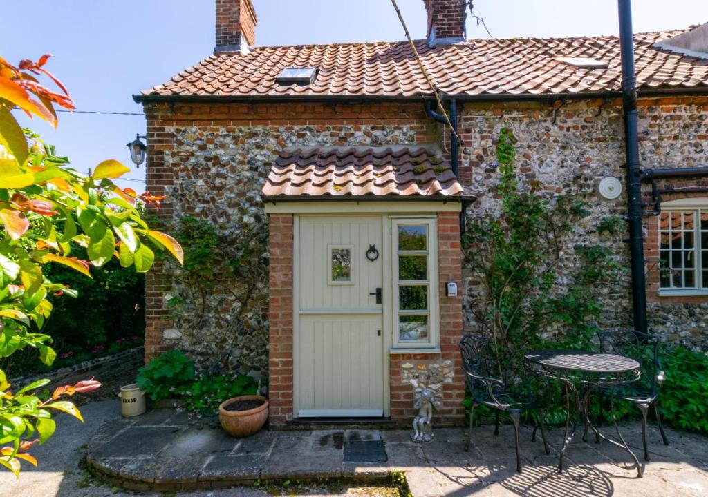 The Hill, Little Walsingham (updated prices 2024)