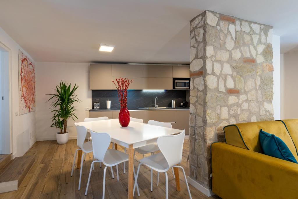Kuchyň nebo kuchyňský kout v ubytování A CASA DI LUPO