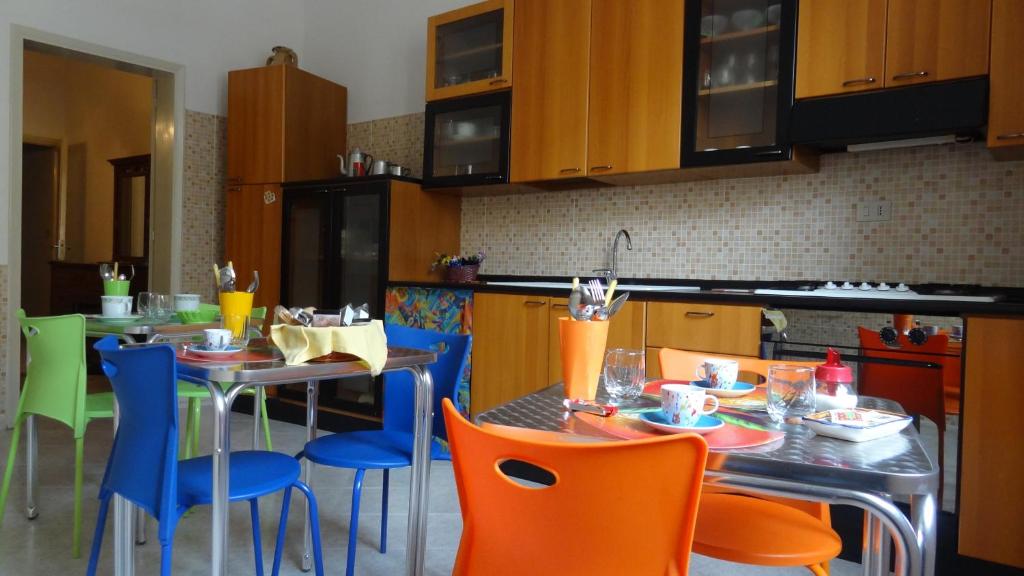 Kuchyň nebo kuchyňský kout v ubytování CASA Melone Giallo