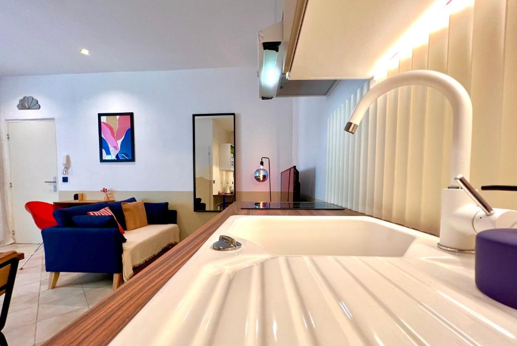 Posteľ alebo postele v izbe v ubytovaní Roma Reva: design et home cinema