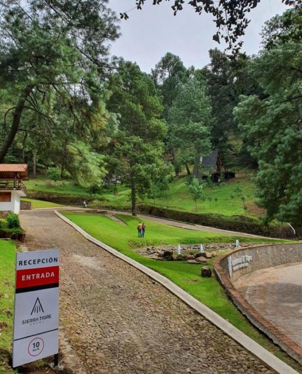 Zahrada ubytování Hotel Sierra Tigre