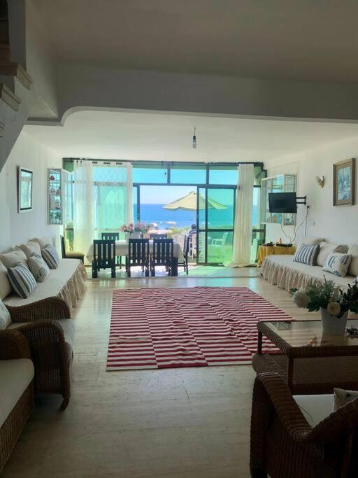 Magnifique Villa Front de Mer à Fnideq