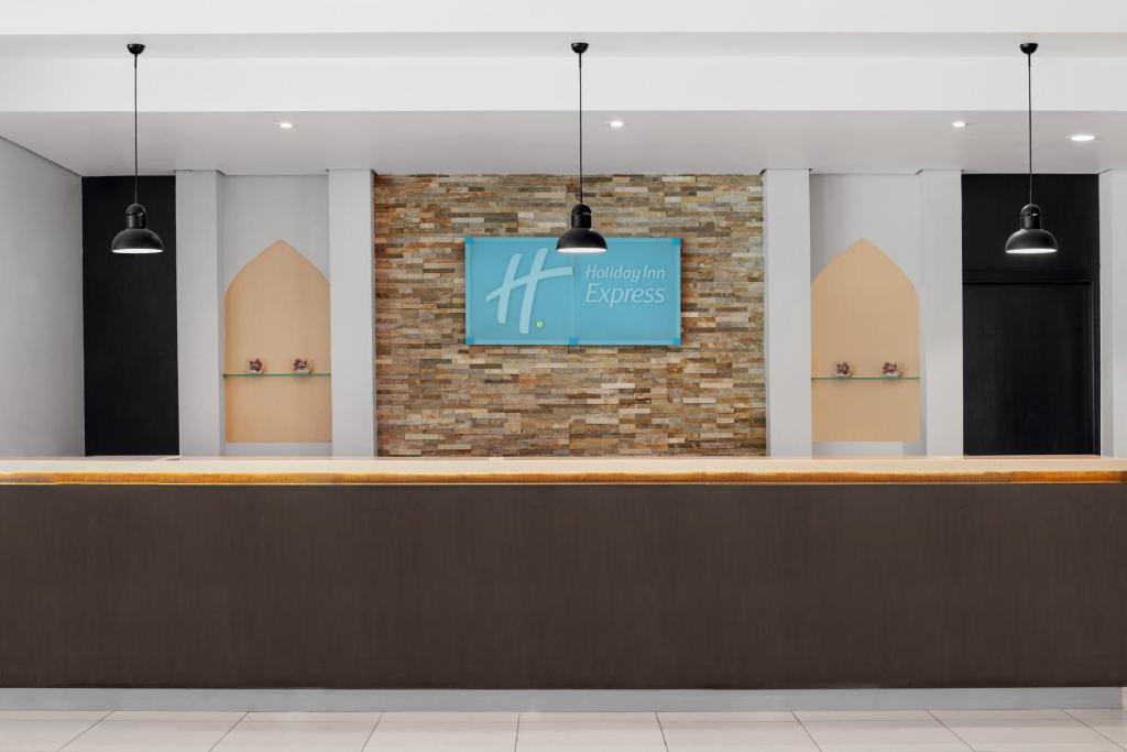 Holiday Inn Express Dubai Internet City by IHG - Resim 30