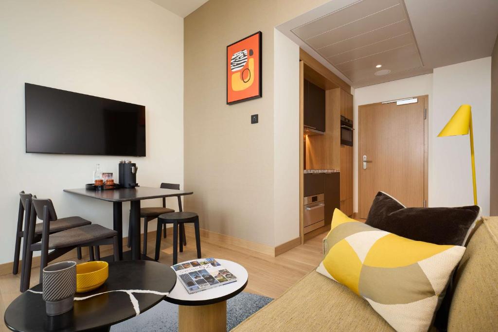 Adina Apartment Hotel Geneva - Resim 16