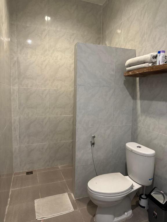 Koming Guest House - 9