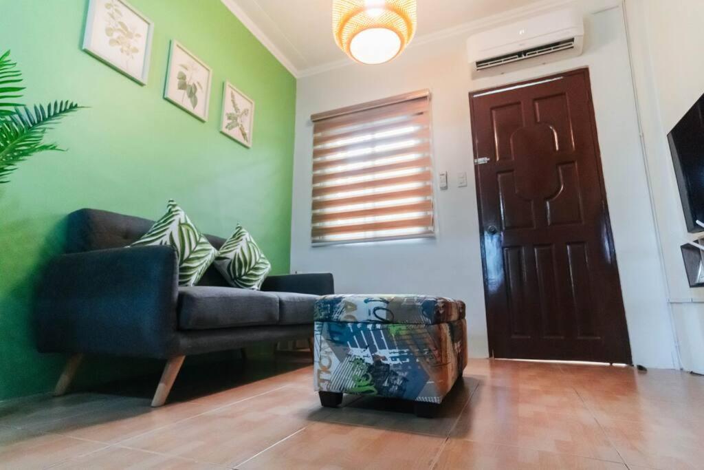 Posezení v ubytování Cozy BNB - Unit L
