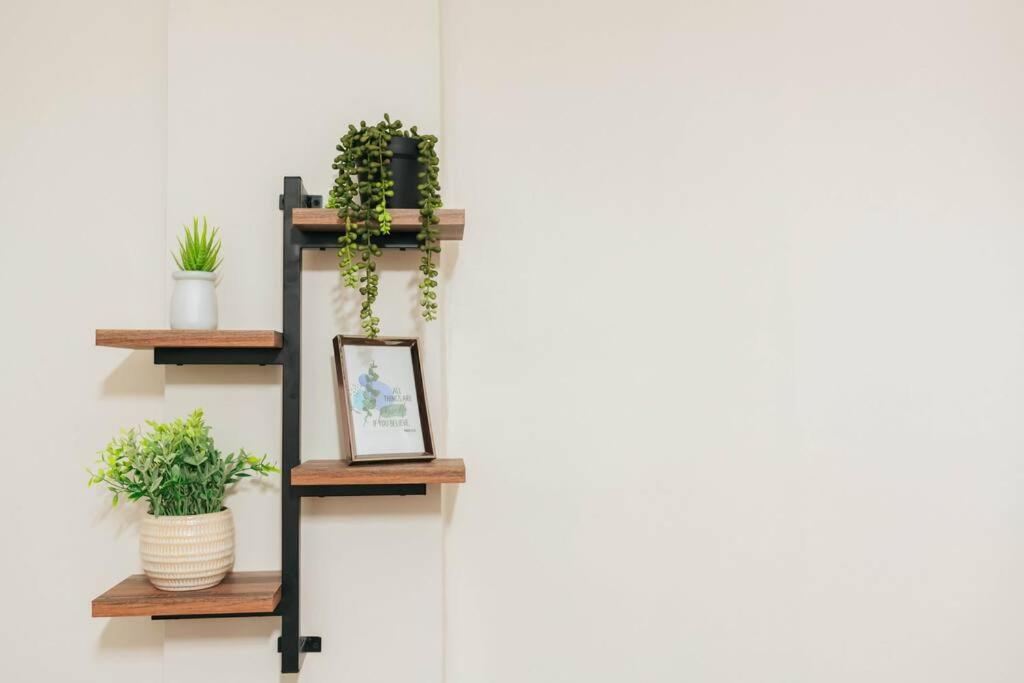 Fotografie z fotogalerie ubytování Cozy BNB - Unit G v destinaci Batangas