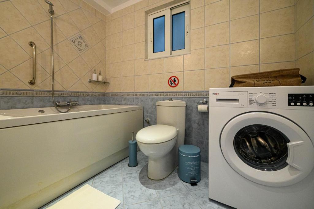 Koupelna v ubytování Marine Luxury Apartment Kalamata