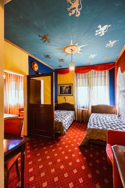 Postel nebo postele na pokoji v ubytování Design Hotel Euskirchen