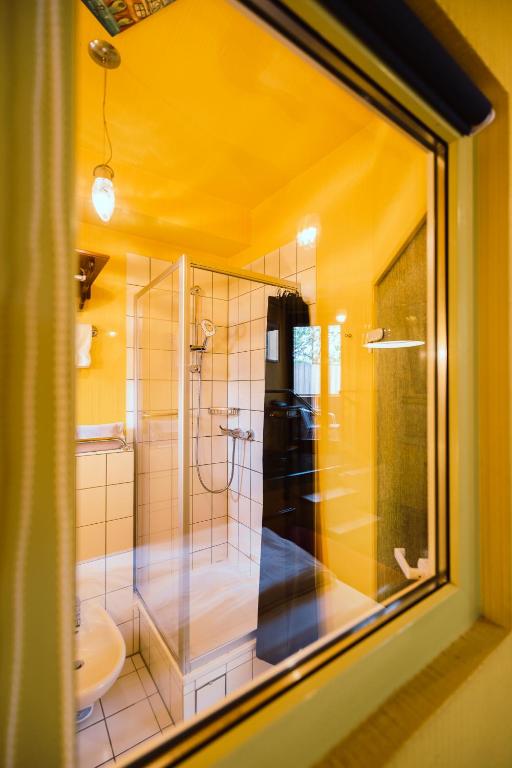 Koupelna v ubytování Design Hotel Euskirchen